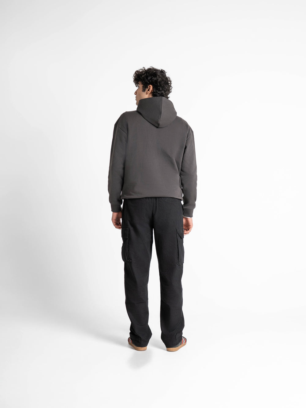 Heavyweight Everyday  Essential 420 GSM Solid Hoodie Deep Grey