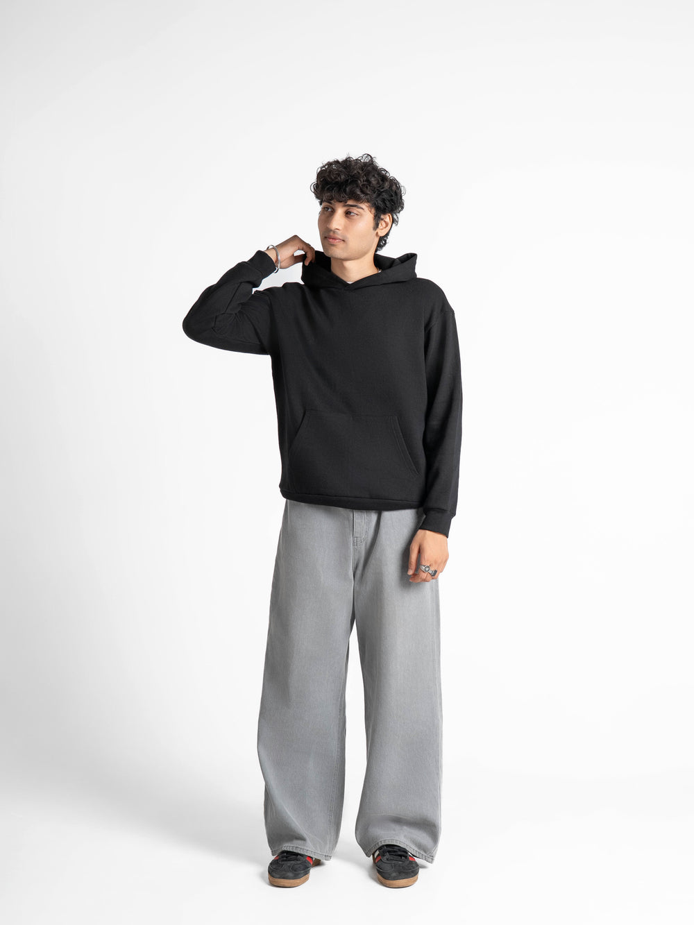 Heavyweight Everyday  Essential 420 GSM Solid Hoodie Black