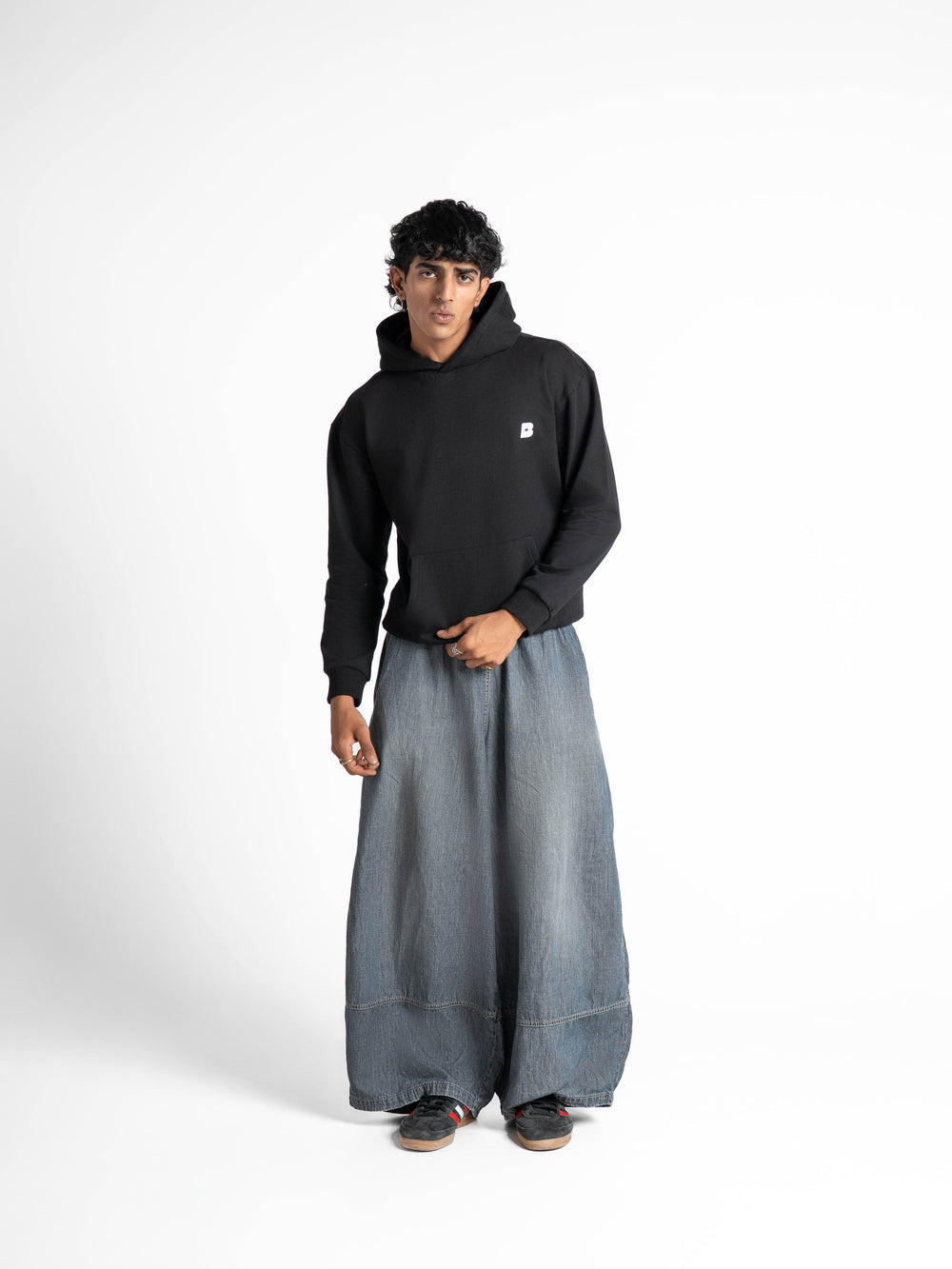 Oversized Artist Black Hoodie 330 GSM