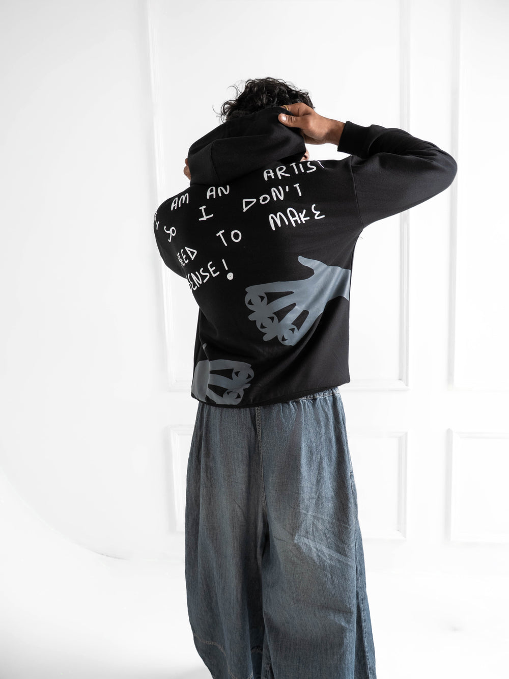 Oversized Artist Black Hoodie 330 GSM