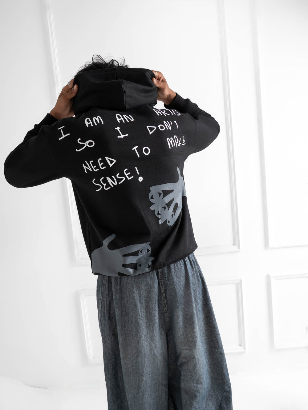 Oversized Artist Black Hoodie 330 GSM