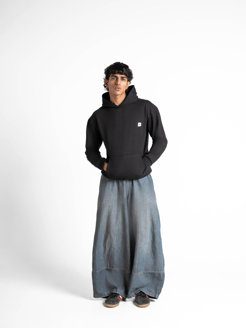 Oversized Artist Black Hoodie 330 GSM