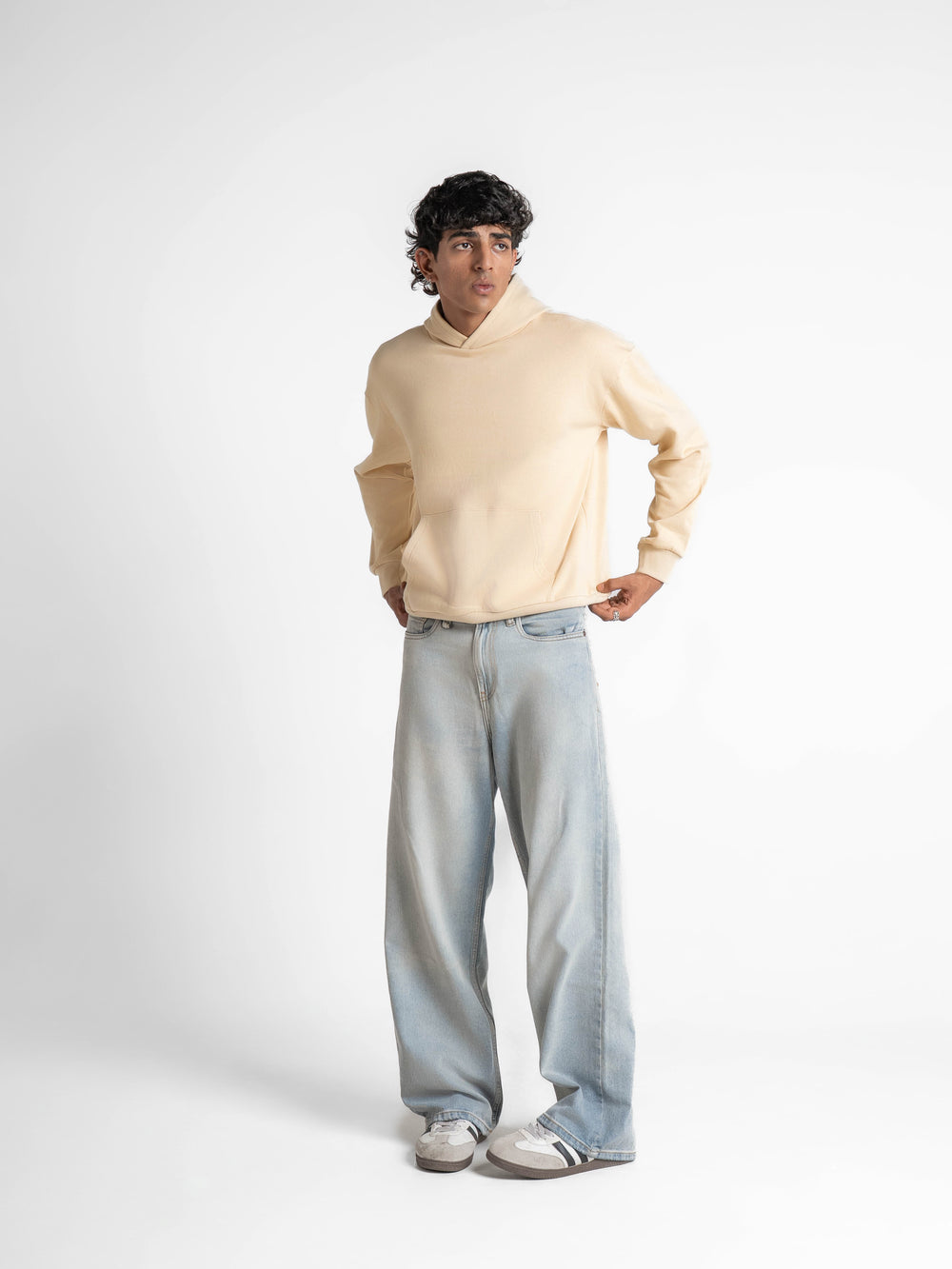 Heavyweight Everyday  Essential 420 GSM Solid Hoodie Creamstone