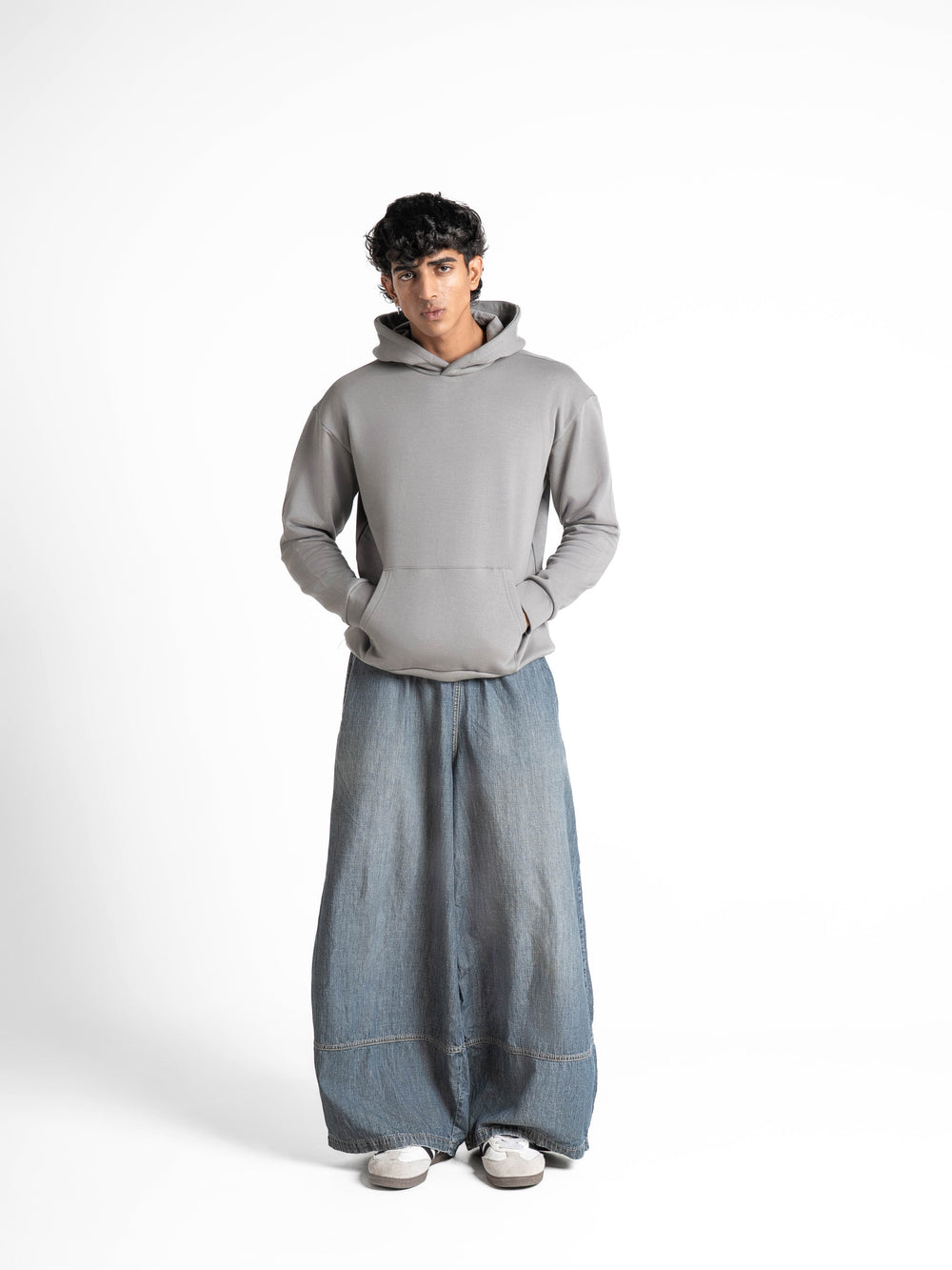 Everyday Essential 330 GSM Solid Hoodie Frost Grey