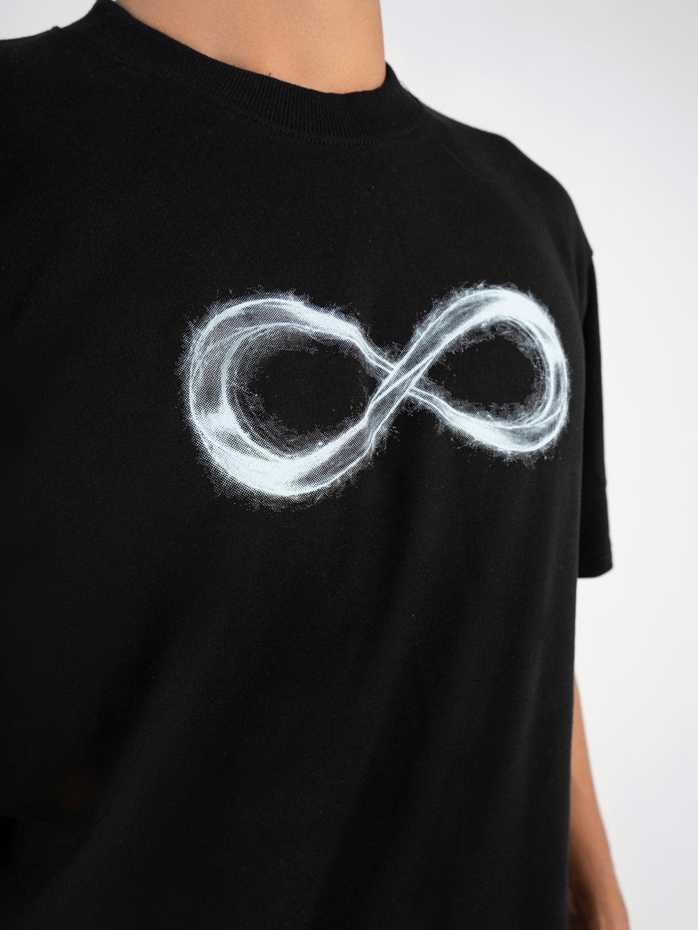 Black Limitless oversized T-shirt