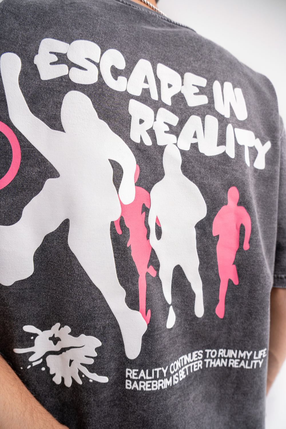 ESCAPE IN REALITY ACID WASH TEE